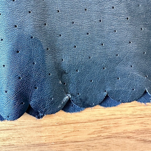 Club Monaco faux leather miniskirt - Picture 3 of 6